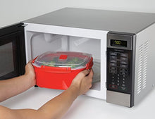 Carica l'immagine nel visualizzatore di Gallery, Sistema Vaporiera grande da microonde 3,2 L, 23.9 x x 10.9 cm Large, Red