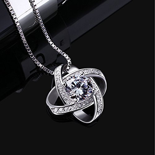 B.Catcher Collana In Argento Con Pendente Zircone A Forma Di Fiocco Di In Saldo B.Catcher Collana In Argento Con Pendente Zircone A Forma Di Fiocco Di In Saldo