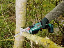 Carica l'immagine nel visualizzatore di Gallery, Bosch Home and Garden 0600861900 Keo Seghe da Giardino, lunghezza di taglio... - Ilgrandebazar