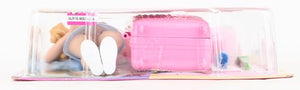 Barbie - Set da Viaggio Malibu, Bambola e Accessori, con Cagnolino e Oltre 10 Pezzi, valigie funzionanti Incluse, Giocattolo per Bambini 3+ Anni, HJY18