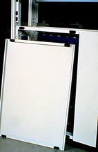 Carica l&#39;immagine nel visualizzatore di Gallery, 3M Sistema Di Fissaggio Richiudibile Dual Lock Sj387B - Ottima Adesione Su Vernici A Polvere, Metalli, Vetro, Legno, Acrilico, Policarbonato, Abs - 25Mm X 2.5M, 6.1Mm, Nero (1 Pezzo)