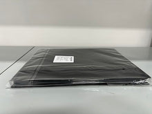 Carica l'immagine nel visualizzatore di Gallery, RISVOWO Raccoglitore di Carte, 360 Tasche Album Carte per Carte Collezionabili, Porta Carte, Trasparente Carte Album Cartella in PP a Caricamento Laterale(Nero)