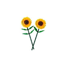 Carica l&#39;immagine nel visualizzatore di Gallery, LEGO Girasoli Set di Fiori Finti per Bambine e Bambini da 8 Anni, Bouquet da Esporre come Accessorio per la Camera da Letto o come Decorazione di Casa, Regalo per Ragazza, Ragazzo, Lei o Lui 40524