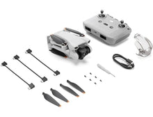 Carica l&#39;immagine nel visualizzatore di Gallery, DJI Mini 3 – Mini drone con fotocamera leggero e pieghevole con video in 4K HDR, autonomia di 38 minuti, Riprese verticali native e funzioni intelligenti, C0
