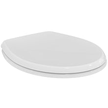 Carica l'immagine nel visualizzatore di Gallery, Ideal Standard Eurovit Sedile WC universale, sedile WC ovale resistente, resistente ai raggi UV e con portata fino a 150 kg, in robusto duroplast – Bianco (370x440 mm)