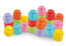 Carica l&#39;immagine nel visualizzatore di Gallery, Clementoni - Mattoncini Costruzioni Morbide Soft Clemmy, Set 10 Mattoncini di Gomma Prima Infanzia per Bambini 6 Mesi, Gioco Sensoriale Impilabile e Lavabili, Made In Italy, 17988
