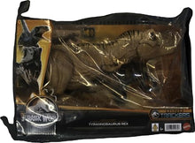 Carica l'immagine nel visualizzatore di Gallery, Mattel Jurassic World - T-Rex Caccia e Divora, dinosauro action figure con azione d'attacco doppio morso, suoni e attrezzatura di tracciamento, giocattolo per bambini, 4+ anni, HNT62