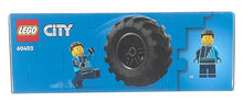 Carica l&#39;immagine nel visualizzatore di Gallery, LEGO City Monster Truck Blu, Giocattolo Fuoristrada Off-Road da Costruire, Giochi per Bambini e Bambine da 5 Anni in su con Costruzioni, Regalo Divertente con Minifigure del Pilota del Veicolo 60402