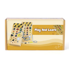 Carica l'immagine nel visualizzatore di Gallery, Giochi Bambini 1 anno Busy Board Montessori Gioco Bambino Regalo Bambino 1 2 3 anni Lavagna Montessori Sensoriale con Interruttore Luminoso a Led in Legno Attività Educative Giocattoli Da Viaggio