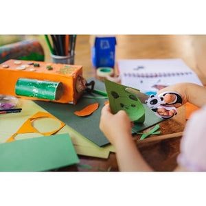 Fiskars Forbici per bambini a forma di panda, A partire da 4 anni, Lunghezza: 13 cm, Per destrorsi e mancini, Lama in acciaio inossidabile/Impugnature in plastica, Bianco/Nero, 1004613