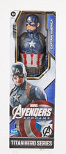 Carica l&#39;immagine nel visualizzatore di Gallery, Avengers - Captain America (Action figure Titan Hero da 30 cm, per bambini dai 4 anni in su)