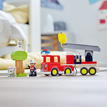 Carica l&#39;immagine nel visualizzatore di Gallery, LEGO DUPLO Town Autopompa, Camion Giocattolo dei Pompieri con Luci, Sirena e Scala Mobile, Figure di Vigile del Fuoco e Gatto, Giochi per Bambini e Bambine da 2 Anni, Idee Regalo di Compleanno 10969