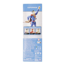 Carica l'immagine nel visualizzatore di Gallery, dc comics | SUPERMAN | Personaggio Superman 30 cm | Personaggio 30 cm con decorazioni originali, mantello e 11 punti di articolazione - Giocattoli per bambini e bambine dai 3 anni
