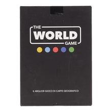 Carica l'immagine nel visualizzatore di Gallery, The World Game - Gioco di Carte Geografia - Gioco da Tavolo Educativo per Bambini, Famiglie e Adulti - Un Gioco di Società per Ragazzi e Ragazze sul Mundo - In Italiano