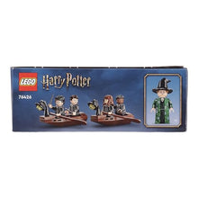 Carica l&#39;immagine nel visualizzatore di Gallery, LEGO Harry Potter La Rimessa per le Barche del Castello di Hogwarts, Gioco per Bambini e Bambine da 8 Anni in su con 2 Barche Giocattolo, Rimessa da Costruire e 5 Minifigure, Idea Regalo 76426