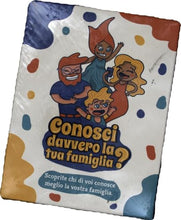 Carica l'immagine nel visualizzatore di Gallery, Conosci davvero la tua famiglia? Un gioco divertente Pieno di indovinelli, quiz e sfide per scoprire chi conosce meglio la propria famiglia! Gioco di società da Tavolo