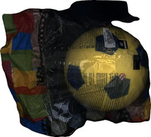 Carica l'immagine nel visualizzatore di Gallery, Mondo Toys - SOFT FOOTBALL 200 - Pallone di spugna diametro 20 cm - 1 palla morbida - colori misti - 07852