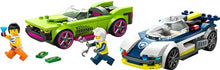 Carica l'immagine nel visualizzatore di Gallery, LEGO City Inseguimento della Macchina da Corsa, Set con 2 Modellini di Auto da Costruire della Polizia, Giocattolo per Bambini e Bambine da 6 Anni in su con Veicolo di Emergenza e 2 Minifigure 60415
