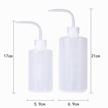 Carica l'immagine nel visualizzatore di Gallery, LATRAT Set di 3 annaffiatoi in plastica, bottiglie di sicurezza per la pulizia delle bottiglie trasparenti per il giardi