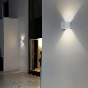 Applique LED da Esterno 12W LED Naturale 4000K Lampada da Parete in Alluminio, IP65 Impermeabile - Ideale per Decorazioni Esterno e interno (Bianco, Luce Naturale-4000K)