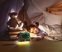 Carica l'immagine nel visualizzatore di Gallery, Clementoni - Proiettore Raccontastorie Disney Classic, Storyteller Cantastorie per Bambini (in Italiano), Gioco Educativo Elettronico Parlante, Regalo Bambini 1 Anno, 17819