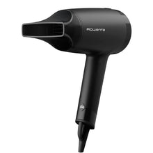 Carica l'immagine nel visualizzatore di Gallery, Rowenta Express Style Asciugacapelli, potente, pulsante aria fredda, 2 impostazioni di velocità/temperatura, concentratore per una piega precisa, design compatto e ultraleggero, nero, CV1801