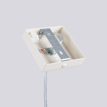 Carica l'immagine nel visualizzatore di Gallery, SOLLUX lighting Lampada Da Soffitto Lampada Da Sospensione Di Acciaio 1 Paralume 8 x 8 x 114 cm Beige Pastelo
