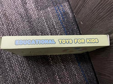 Carica l&#39;immagine nel visualizzatore di Gallery, Talking Flash Cards Schede Flash Cards Parlanti Flash Cards Flash Cards Bambini Giocattoli Educativi per Bambini 3+ Anni Autismo Giochi Regali di Compleanno Giochi Montessori(Verde Italiano)