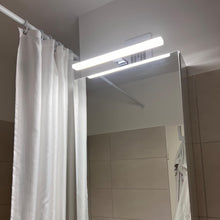 Carica l'immagine nel visualizzatore di Gallery, 60cm LED Specchio Bagno 14W 3000K Luce Naturale 1400lm Mobile Bagno Illuminazione Cosmetica 3 Modi per Installare