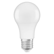 Carica l'immagine nel visualizzatore di Gallery, OSRAM LED Classic A 60 sensore di movimento bianco caldo 2700 K 8.8 W