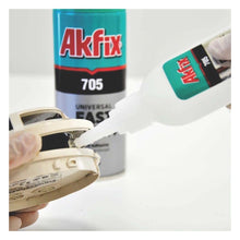 Carica l'immagine nel visualizzatore di Gallery, Akfix 705 colla professionale extra forte con attivatore spray da 200 ml per riparazioni universali ad alta tenuta