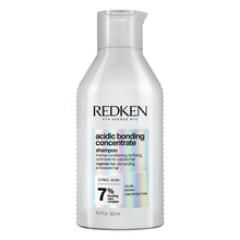 Carica l'immagine nel visualizzatore di Gallery, Redken | Shampoo professionale Acidic Bonding Concentrate ABC, Azione Riparatrice, Per Tutti i Tipi di Capelli Danneggia