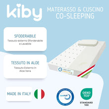 Carica l'immagine nel visualizzatore di Gallery, Kiby® Materasso e Cuscino Culla Next to Me 8CM (Cert. OEKO-TEX® &amp; CERTIPUR™) in Aloe Vera, Sfoderabile e Lavabile, Compatibile Chicco Next2Me Cam Cullami Kinderkraft Brevi Cosleeping 83x50