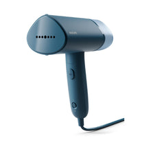 Carica l'immagine nel visualizzatore di Gallery, Philips Serie 3000 Stiratrice verticale a vapore - 1000 W, 20 g/min di vapore, Serbatoio dell'acqua estraibile da 100 ml, Piastra in plastica, Blu (STH3000/20)