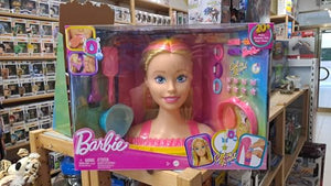 Barbie - Super Chioma Hairstyle Capelli Arcobaleno, testa pettinabile con capelli biondi e ciocche arcobaleno fluo da acconciare, con accessori Color Reveal, giocattolo per bambini, 3+ anni, HMD78
