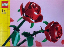 Carica l&#39;immagine nel visualizzatore di Gallery, LEGO Rose Set di Fiori Finti Compatibile con Bouquet di Fiori Artificiali, Decorazione per Casa, Regalo di San Valentino per Lei o Lui, Accessori Camera da Letto per Bambine e Bambini da 8 Anni 40460