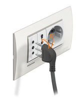 Carica l'immagine nel visualizzatore di Gallery, BTicino 3631USGB Ciabatta Elettrica Multipresa Ultraslim con Interruttore Luminoso di Sicurezza SAFE, colore grigio