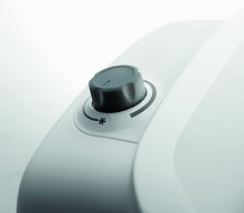 Carica l'immagine nel visualizzatore di Gallery, De'Longhi HVY1020 Termoventilatore verticale Young, Silenzioso e leggero, Protezione antigoccia, Maniglia, Dispositivo di sicurezza, Luce, Protezione antigelo, Piccole dimensioni, 2000watt, Bianco