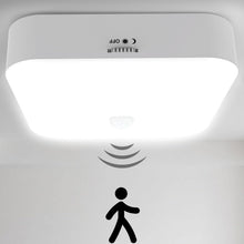 Carica l'immagine nel visualizzatore di Gallery, Toowell Plafoniera LED Soffitto Sensore di Movimento per Luci Senza Fili Lampada da Soffitto Ricaricabile Batteria 5000K