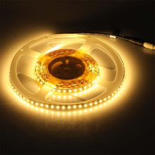 Carica l'immagine nel visualizzatore di Gallery, V-TAC Striscia Led da Interno SMD 3528 8W - 5 Metri - Strisce LED Adesiva per Casa, Cucina, Camera, Ambienti Interni - L