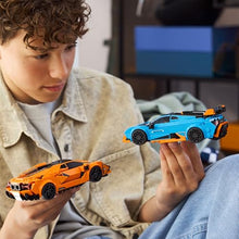 Carica l'immagine nel visualizzatore di Gallery, LEGO Speed Champions Lamborghini Revuelto e Huracán STO - Modellini di Auto da Corsa - Macchine Giocattolo con 2 Minifigure dei Piloti - Regalo di Compleanno per Bambini da 10 Anni in su - 77238