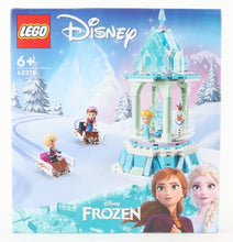 Carica l&#39;immagine nel visualizzatore di Gallery, LEGO Disney Frozen La Giostra Magica di Anna ed Elsa, Giocattolo Ispirato al Castello di Frozen con Micro Bambolina della Principessa e Olaf, Giochi Regalo per Bambini e Bambine dai 6 Anni in su 43218