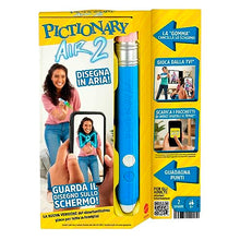 Carica l'immagine nel visualizzatore di Gallery, Mattel GamesPictionary Air 2, Gioco Divertente per disegnare in Aria e Guardare la Propria creazione apparire sullo Schermo, Giocattolo per Famiglie, Adulti e Bambini 6+ Anni, HNT74