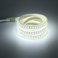 Carica l'immagine nel visualizzatore di Gallery, pcning IP67 Impermeabile Strip LED 220V 2M 5730 120 leds/m Flessibile Striscia Bianco Freddo 6000K, Strisce LED 220 Volt da Esterno 2 Metri (Bianco Freddo, 2)
