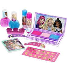 Carica l'immagine nel visualizzatore di Gallery, Barbie, Townley Girl Set con zaino con 12 prodotti per il trucco, con balsamo per labbra, smalto per unghie, lima per unghie, fiocchi per capelli e altri accessori, a partire dai 3 anni in su