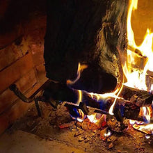 Carica l&#39;immagine nel visualizzatore di Gallery, Virsus Brucialegna da Camino in ferro battuto con spessore 1,5 cm, di colore nero con sfumature, 5 barre distanziate, braciere per legna, poggialegna resistente per brace, fuoco costante (40x32x20 cm)