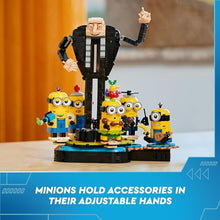 Carica l&#39;immagine nel visualizzatore di Gallery, LEGO Cattivissimo Me Gru e Minions in Mattoncini, Set dal Film della Illumination, Personaggi da Costruire che Danzano, Giochi Creativi per Bambine e Bambini da 9 Anni, Regalo da Esposizione 75582