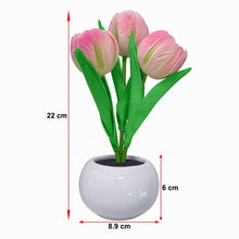 Carica l'immagine nel visualizzatore di Gallery, Tulipano Luce notturna con vaso in ceramica Simulazione Tulipano Led Luci, Lampada da tavolo artificiale del fiore per l