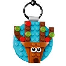 Carica l'immagine nel visualizzatore di Gallery, LEGO Selezione di Decorazioni di Natale - Gioco con 4 Addobbi da Appendere tra cui Babbo Natale, Pupazzo di Neve e Renna - Attività per la Famiglia - Regalo Natalizio per Bambine e Bambini 6+ - 40744