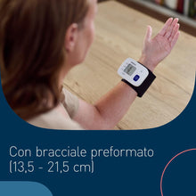Carica l'immagine nel visualizzatore di Gallery, OMRON RS1 Misuratore di Pressione Arteriosa da Polso clinicamente validato